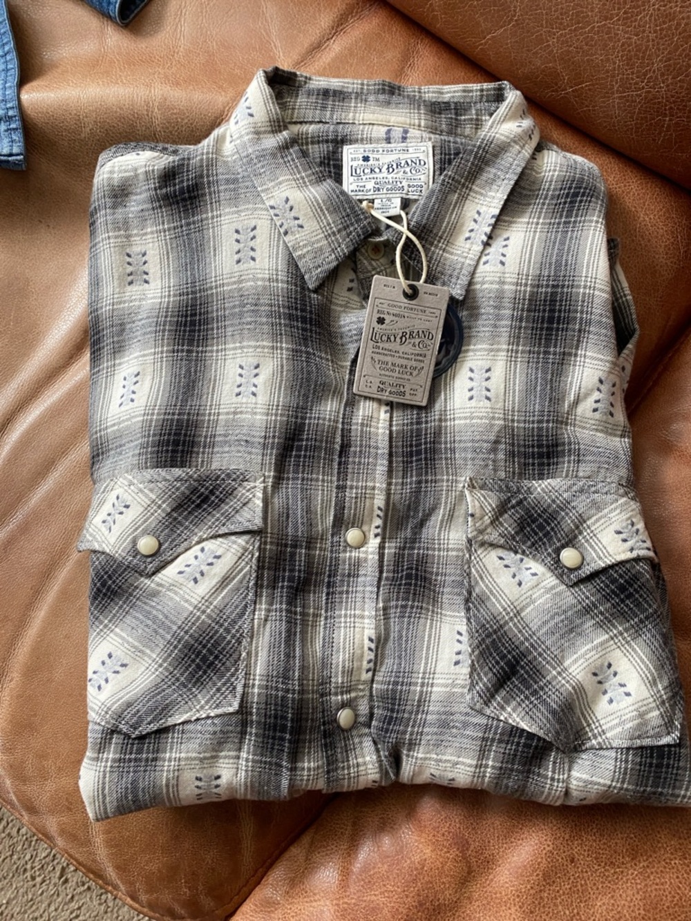 Lucky Brand Neutral Plaid Snap-Front Shirt Jacket in Gray and Cream